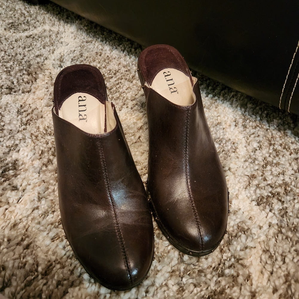 a.n.a Leather Women's Brown Slip-On Mules Shoes 9M